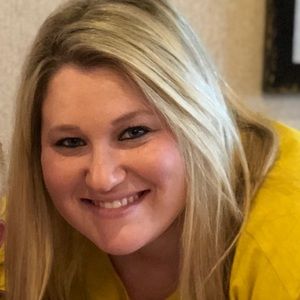 Meet your Posher, Hillary